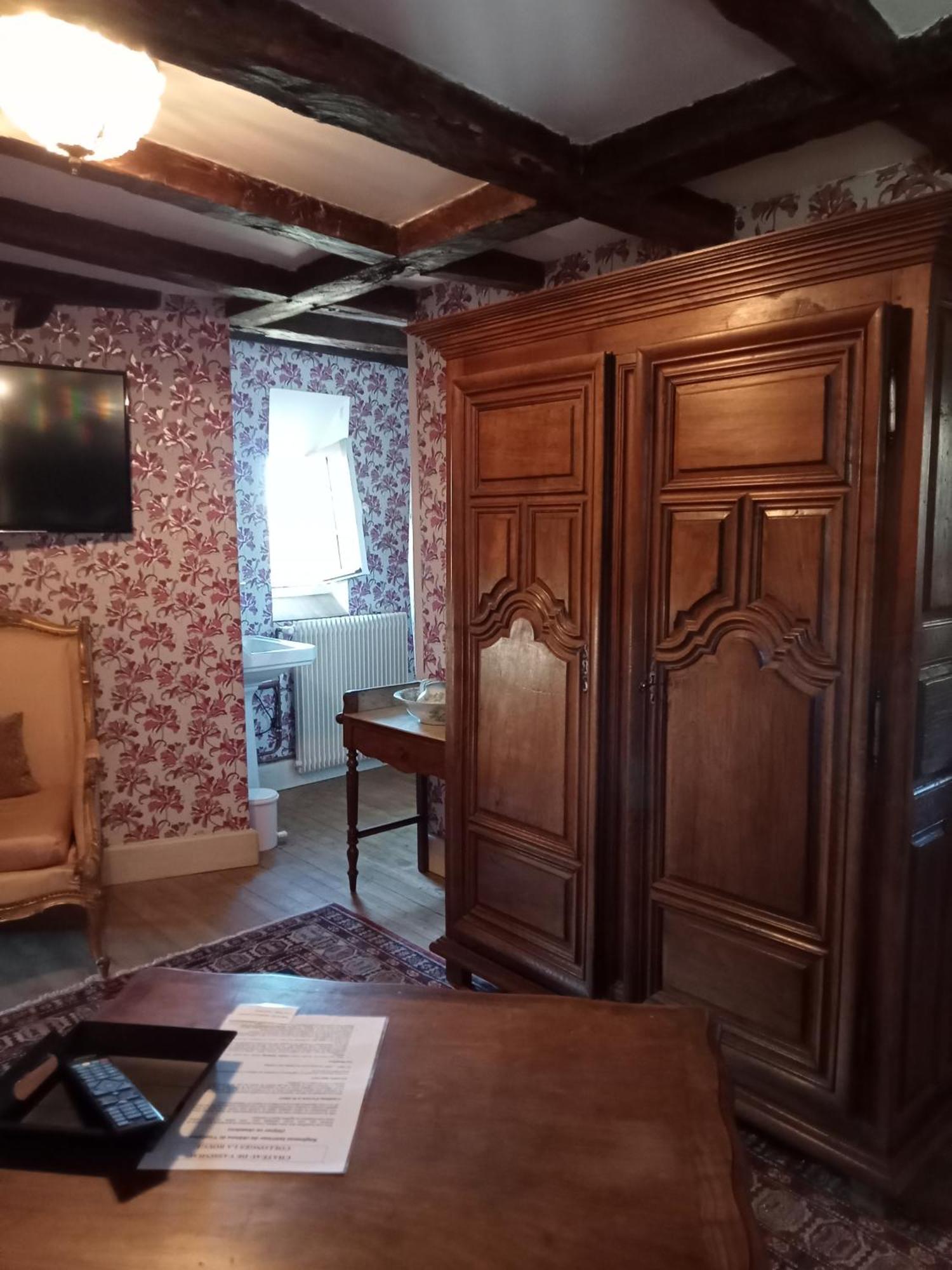 Chateau De Vassinhac Chambres D'Hotes Collonges La Rouge Phòng bức ảnh